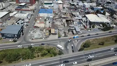 203 M² ÇIFT YOLA CEPHELI, KIRA GETIRILI, TABELA DEĞERI ARSA