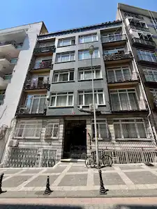 ATIFET SOKAK 5+1 ÇATI DUBLEKS 4 BANYO - KISMI DENIZ MANZARALI
