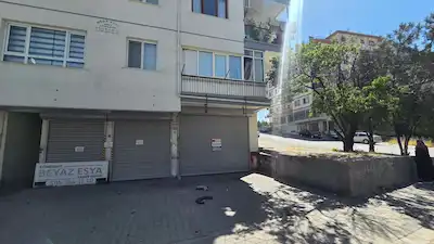 İSTASYON MAHALLESİ GENIŞ BAHÇE KULANIMLI 80M2 + DEPOLU KIRALIK DÜKKAN