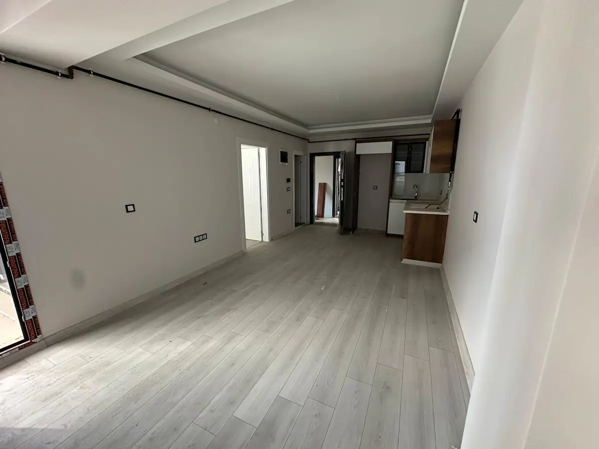 209 SEYREK İNÖNÜ MAHALLESİ'NDE SIFIR 1+1 ARA KAT SATILIK DAİRE