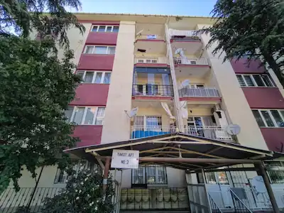 RE/MAX MOD'DAN YENİBAĞLAR ESPARK YAKINI EŞYALI KİRALIK 2+1 DAİRE