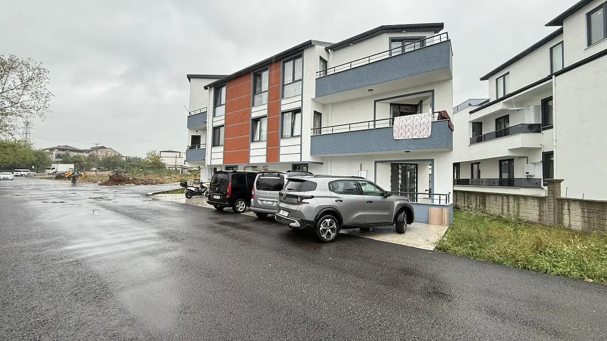 KARTEPE 2+1 SIFIR GİRİŞ KAT DAİRE