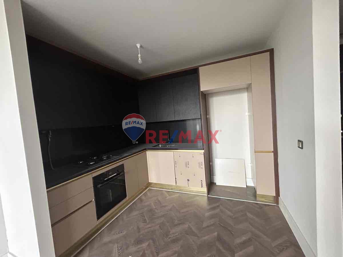 ZERAY ESİL SATILIK 2+1 ARAKAT DAİRE