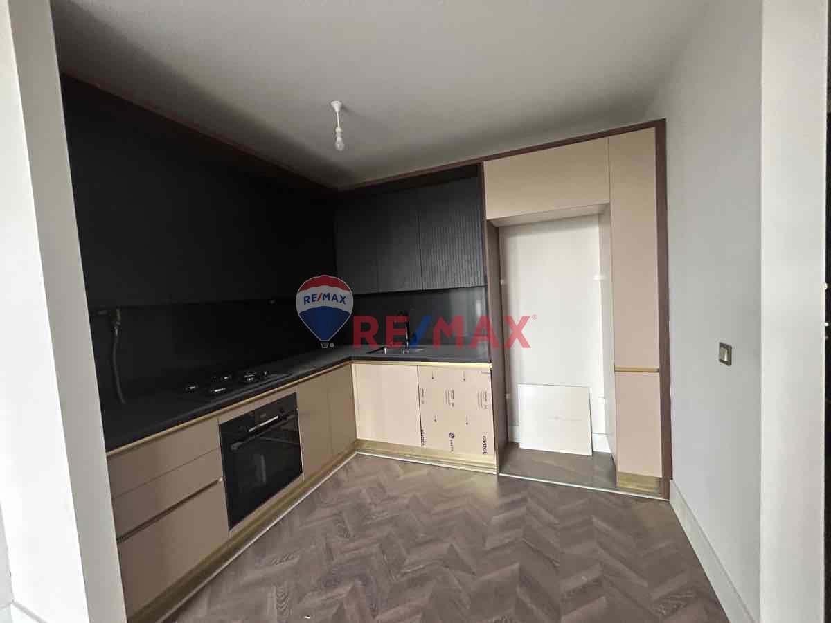 ZERAY ESİL SATILIK 2+1 ARAKAT DAİRE
