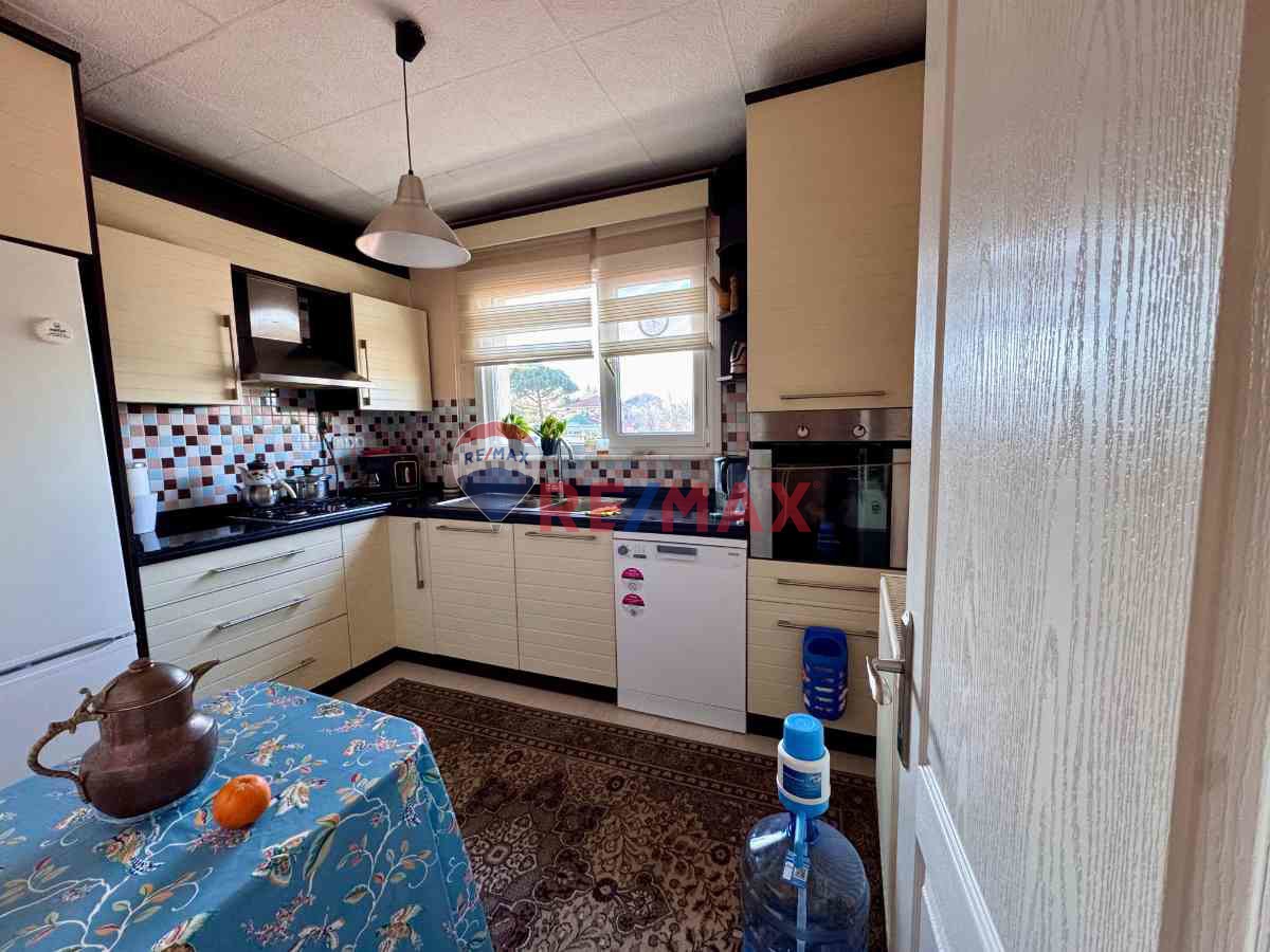 BEYKOZ GÖKSU SATILIK KÖPRÜ MANZARALI 180 M2 BAKIMLI DAİRE