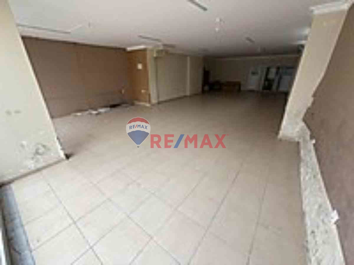 ALİKAHYA'DA MERKEZİ KONUMDA 120 M2 DÜZ GİRİŞ KİRALIK DÜKKAN