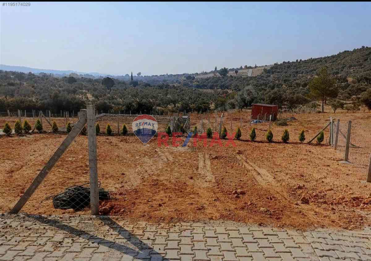 BUCA KARACAAĞAÇTA SATILIK ARSA