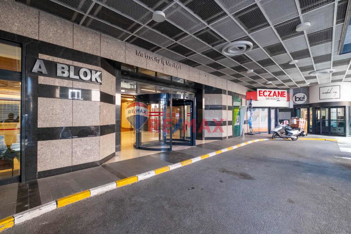 SATILIK A SINIFI OFIS – METROCITY İŞ MERKEZI, LEVENT BÜYÜKDERE CADDESI