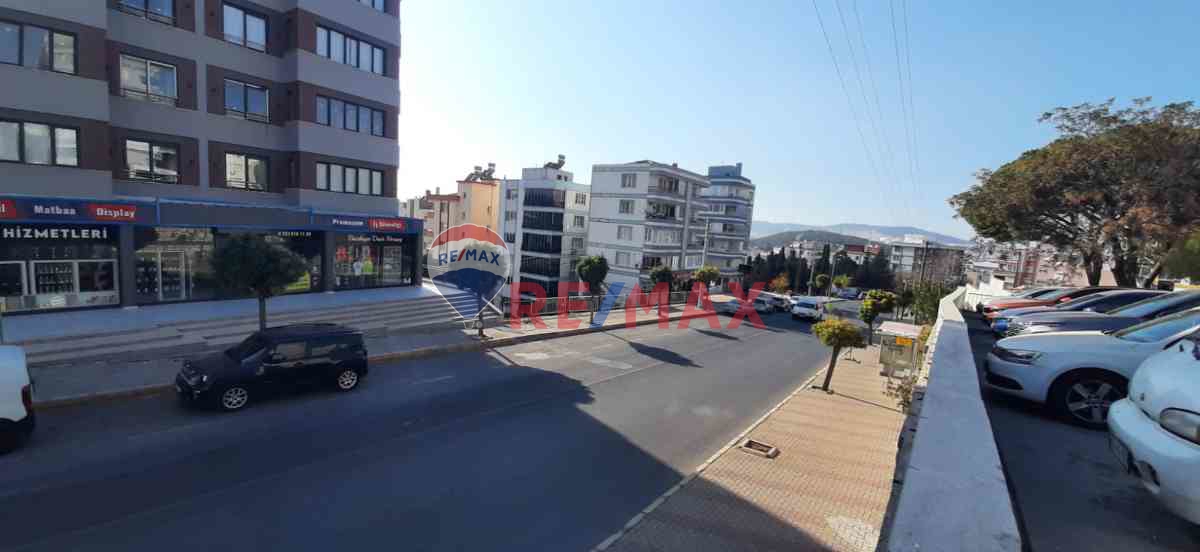 ALİAĞA ATATÜRK MAHALLESİ FATİH CD.DE 3+1 KİRALIK SIFIR DAİRE