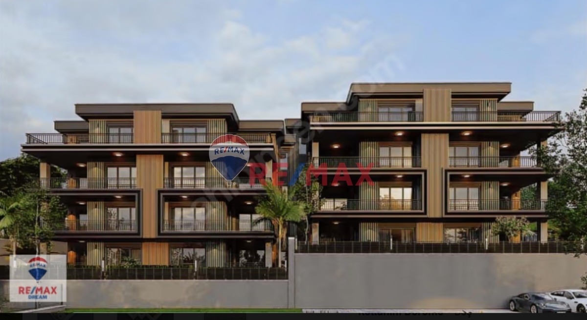 REMAX 'DEN KABAOĞLU MAH. DE SİTE İÇİNDE SATILIK 4+1 DAİRE
