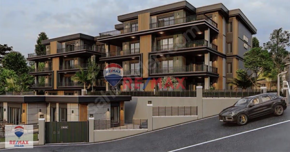 REMAX 'DEN KABAOĞLU MAH. DE SİTE İÇİNDE SATILIK 4+1 DAİRE