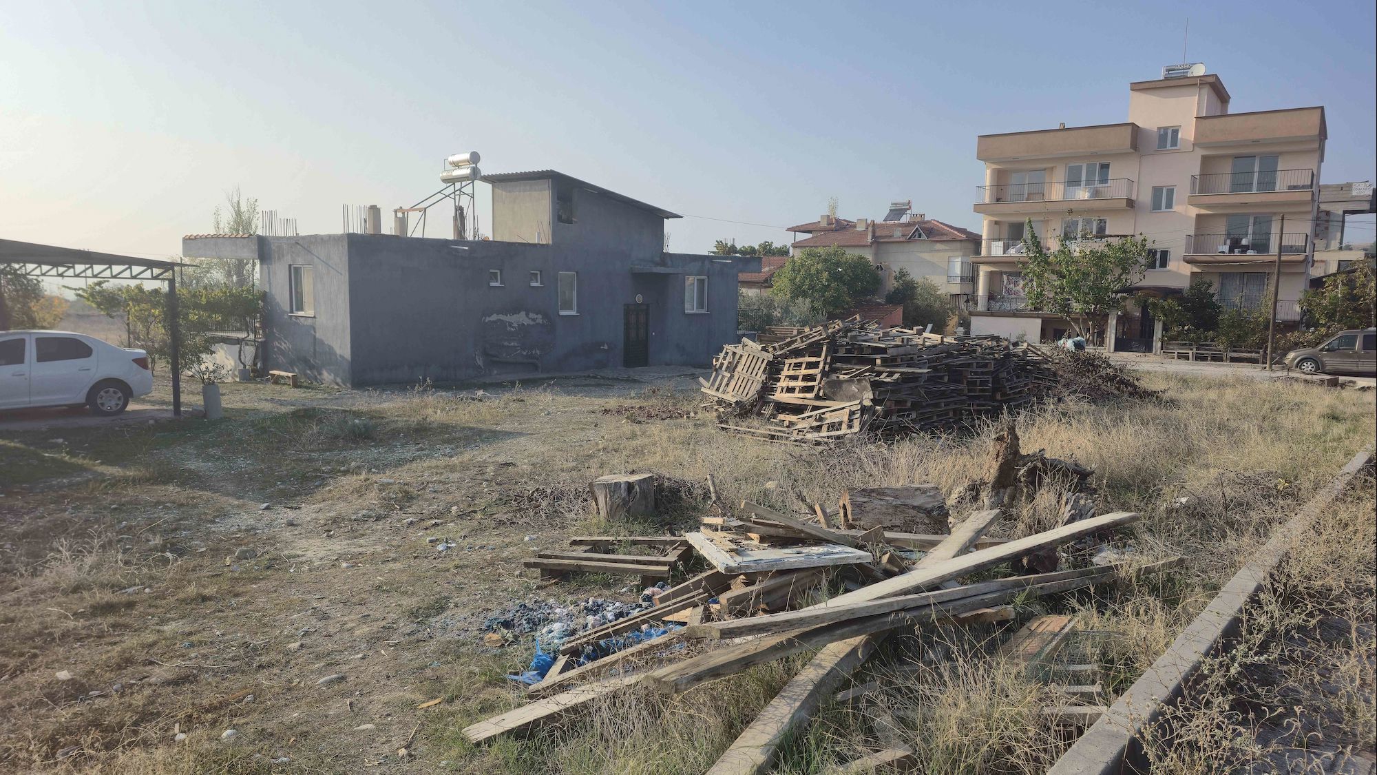 REMAX MODEL DEN IRLIGANLI DA KONUT IMARLI ARSA