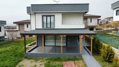 TUZLA TEPEÖREN'DE 700 M2 ARSA ÜZERİNDE KAT MÜLKİYETLİ TAM MÜSTAKİL 4+1 SATILIK VİLLA