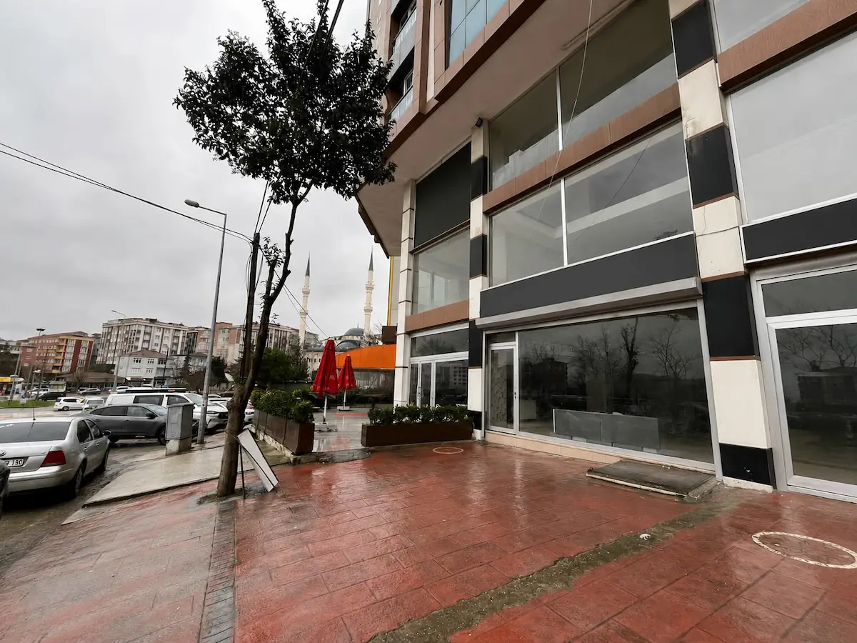 KIZILPINAR MERKEZDE KURUMSAL'A KİRALIK DÜKKAN