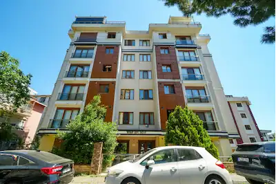 MALTEPE ADATEPE SERAP CADDESİ ÜZERİNDE 3+1 SATILIK FIRSAT DAİRE