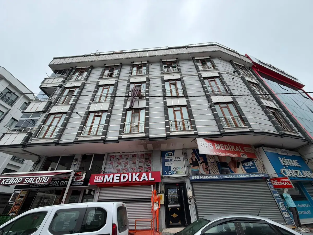 ARNAVUTKÖY HASTANESİNİN YANINDA 2+1 KİRALIK DAİRE