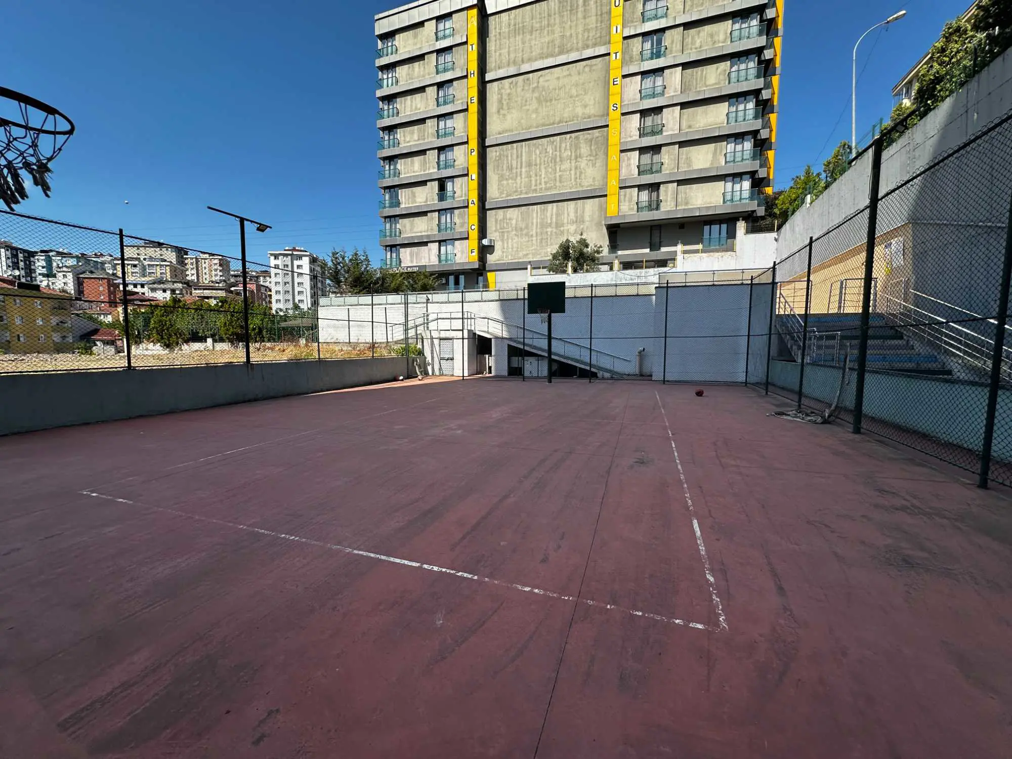 Property image 8
