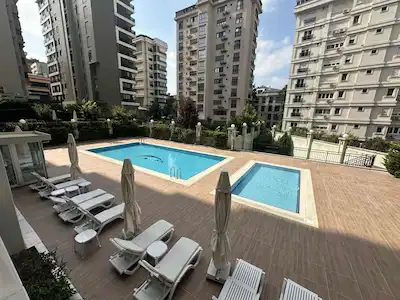 SUADİYE HAMİYET YÜCESES SOKAK HAVUZLU GÜVENLİKLİ (4+1) KİRALIK DAİRE