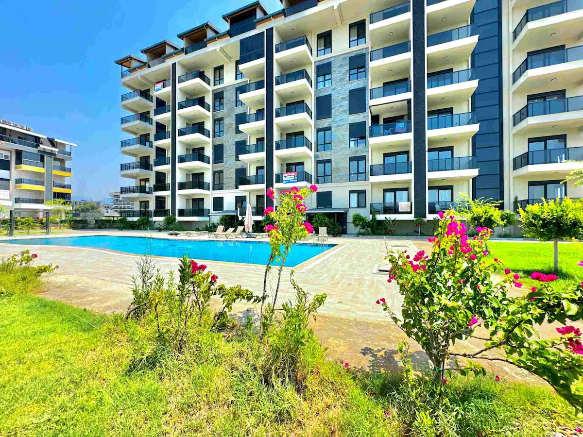 DENİZE EN YAKIN SİTELERDEN | MANZARANIZ SADECE DENİZ VE HAVUZ | 1+1