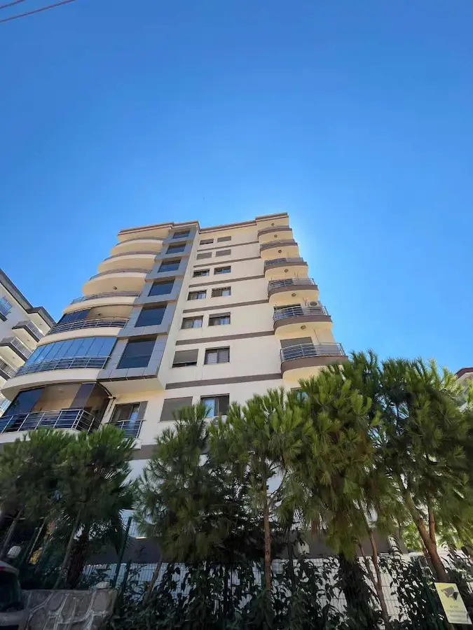 BAYRAKLI SEYIRTEPE'DE 3 + 1 SATILIK LÜKS DAIRE