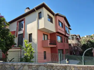 ÇANKAYA DODURGA’DA KİRALIK 3 KATLI TİCARİ VİLLA | 3+2,