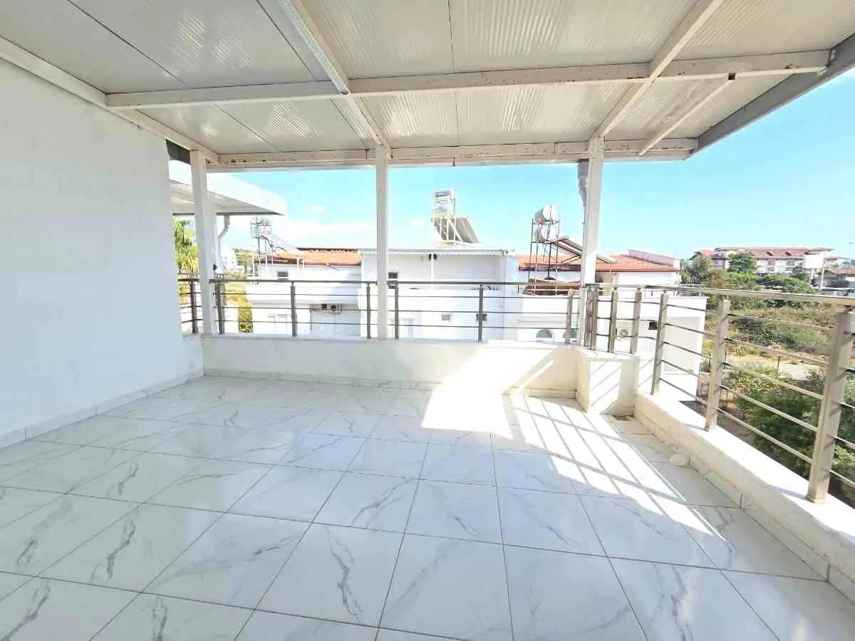 MANAVGAT'TA KİRALIK TRİBLEX VİLLA