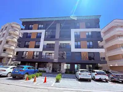 YENI BINADA GENIŞ 1+1 KİRALIK DAİRE