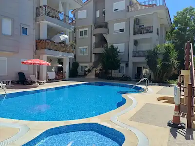 SİDE'DE DENIZE YÜRÜME MESAFESINDE SATILIK 2+1 DAIRE