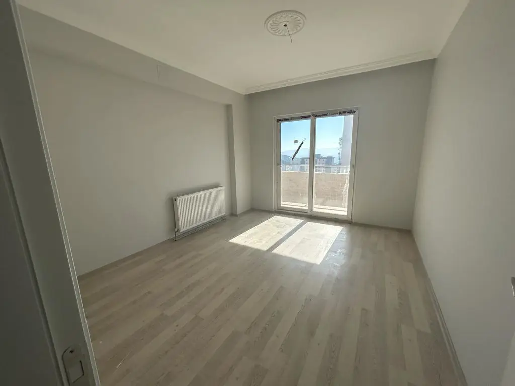 DULKADİROĞLU’NDA SIFIR 3+1 | 150 M² BRÜT | 2 BANYO | BALKONLU | TAPULU