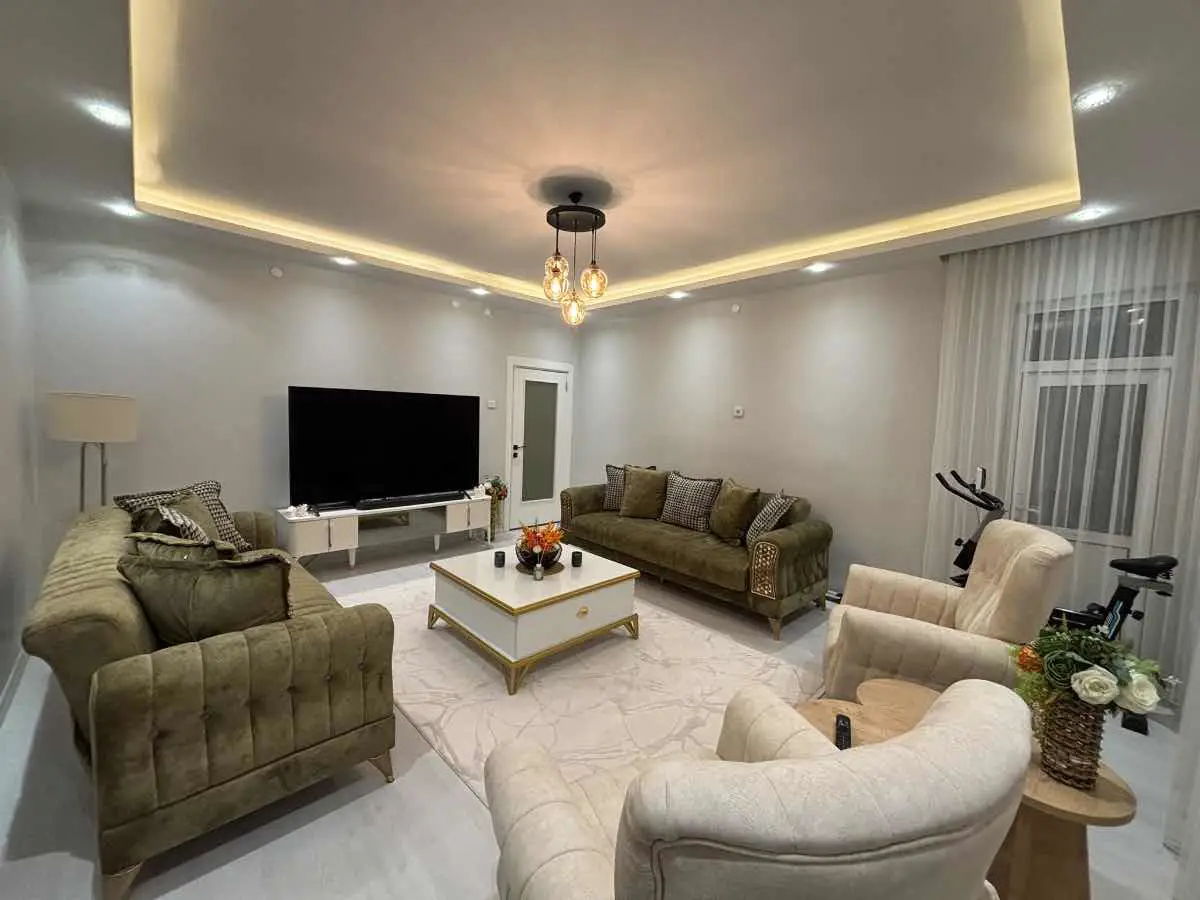 PAŞAKÖŞKÜ ANA CADDE ÜZERİNDE SATILIK 3+1 DAİRE
