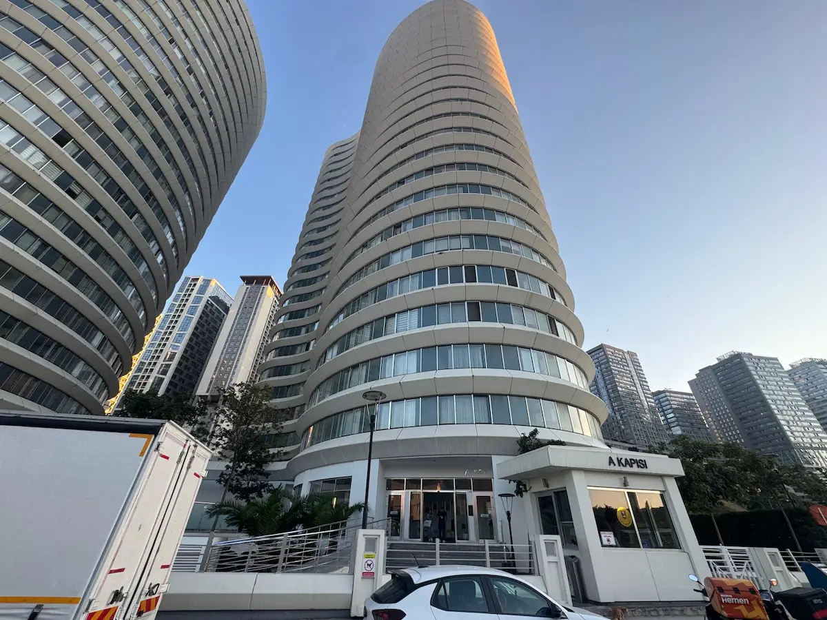 TEKNİK YAPI CONCORD İSTANBULDA 2+1 | KAPALI MUTFAK | NET 70 M²