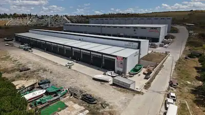 REMAX 'DAN ÇİFTLİKKÖY SANAYİ SİTESİNDE NET 240 M2 SATILIK DÜKKAN