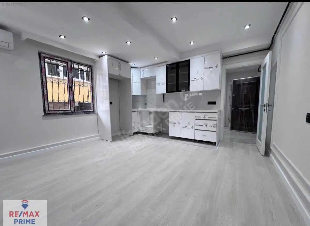 BAYRAMPAŞA,YILDIRIM MAHALLESİNDE ADA PARKA YAKIN SIFIR 2+1 DAİRE