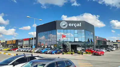 OTO GALERICILER SITESINDE KIRALIK 77 M² DÜKKAN