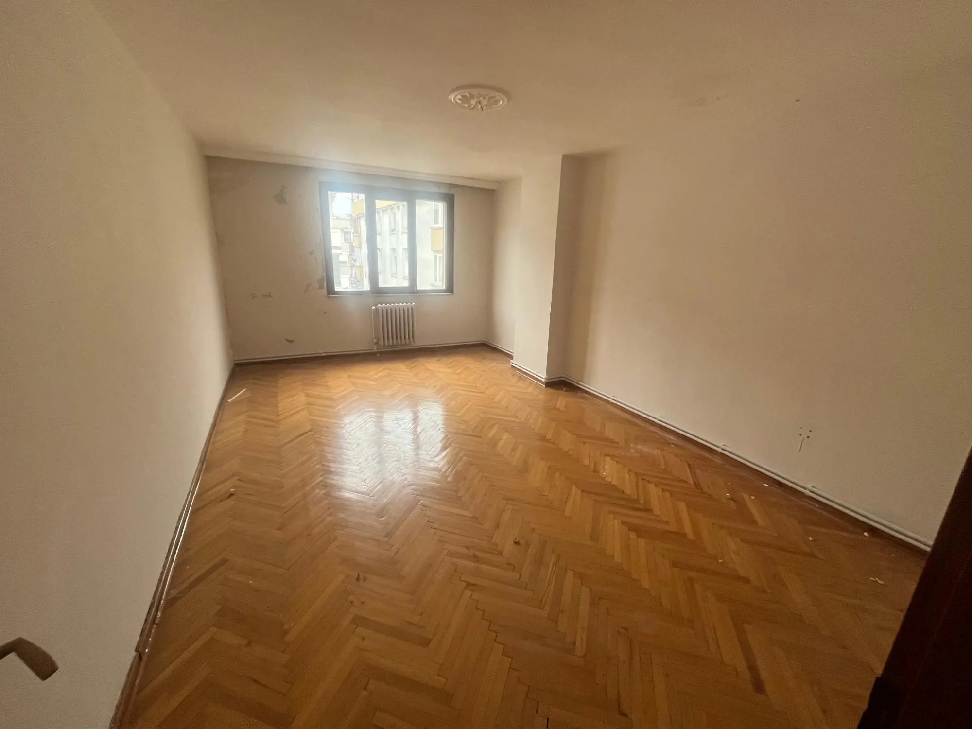AMBARLI SAHİLE YÜRÜME MESAFESİNDE KİRALIK 5+1 TERASLI DUBLEKS