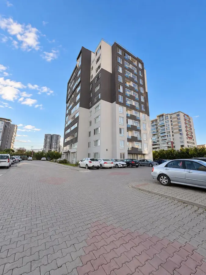 REMAX ELMAS'TAN YENİ BAĞLICA PARK ÇAMLICA'DA KİRALIK 4+1 DAİRE