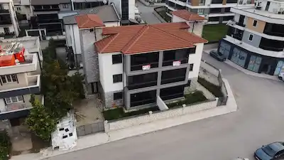 REMAX MOTTO NİLÜFER TOKA’DAN 5+1 İKİZ TRİPLEKS VİLLA