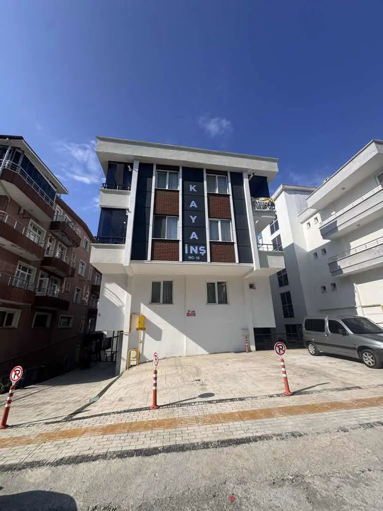 KİRACILI EŞYALI SATILIK 1+1