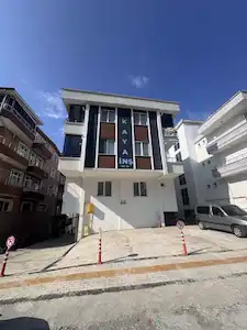 KİRACILI EŞYALI SATILIK 1+1