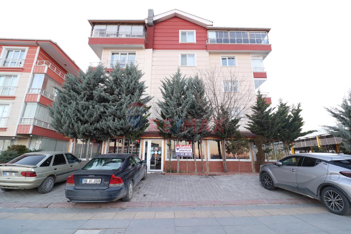 Eryaman Şeker Mahallesin de Süper Lokasyon Satılık Dükkan