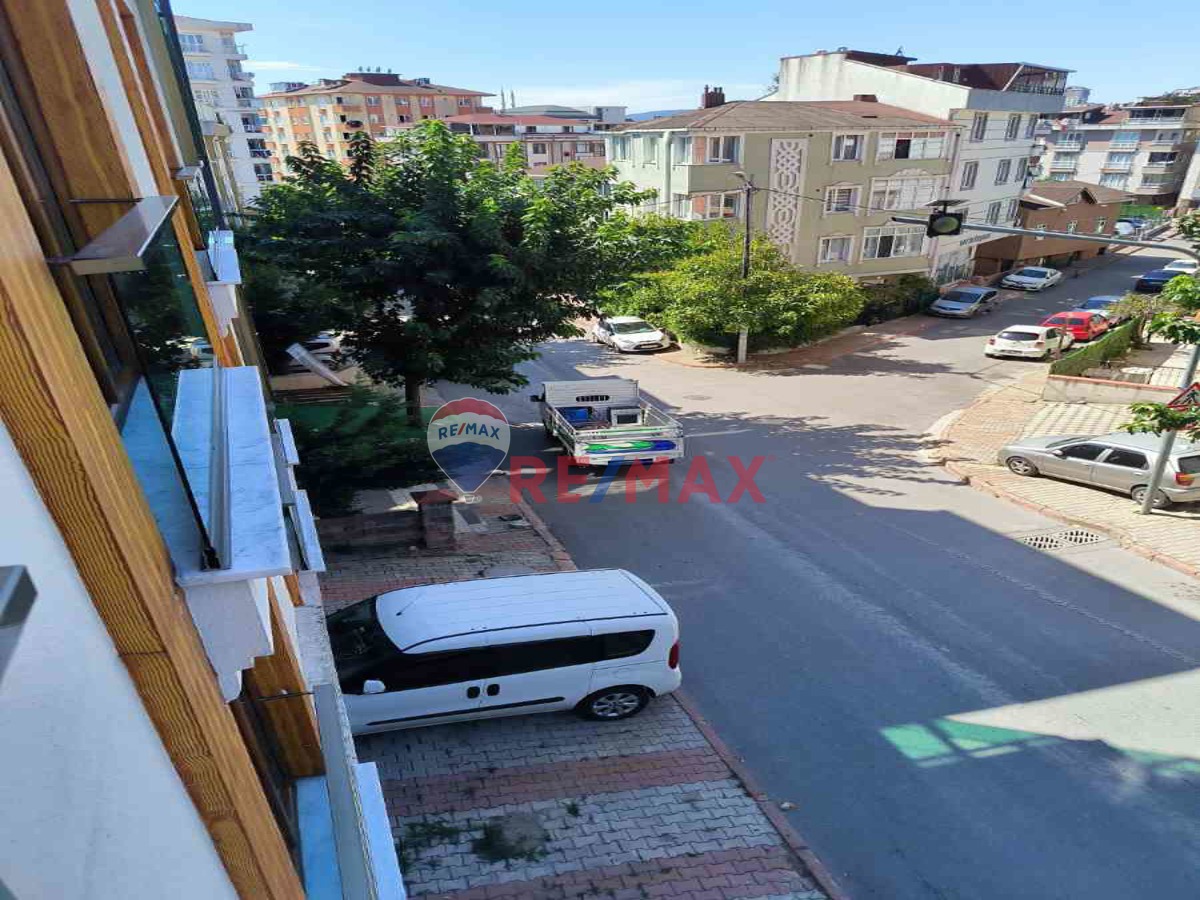 SANCAKTEPE YENİDOĞANDA SATILIK ARAKAT 2+1 DAİRE