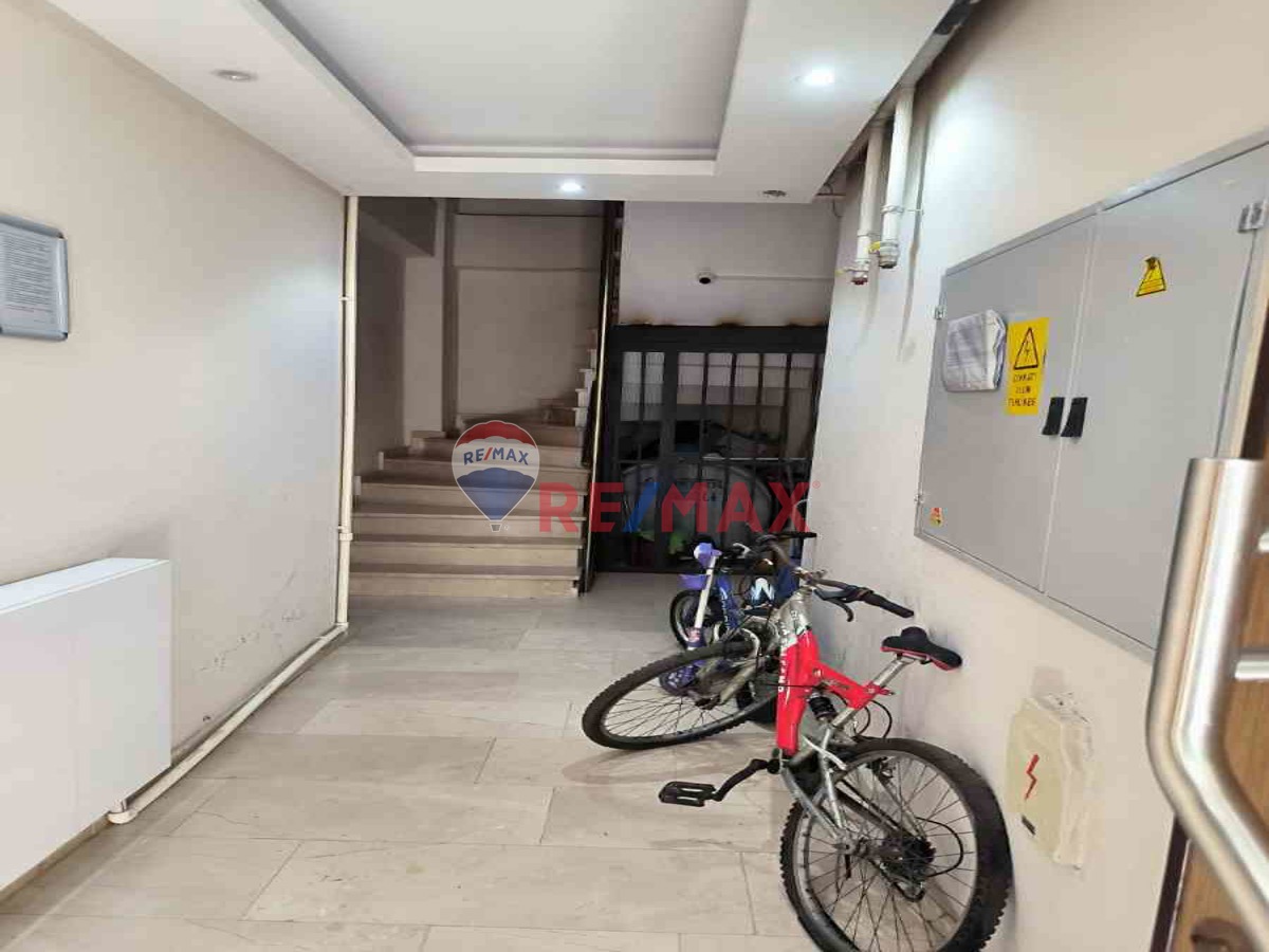 SANCAKTEPE YENİDOĞANDA SATILIK ARAKAT 2+1 DAİRE