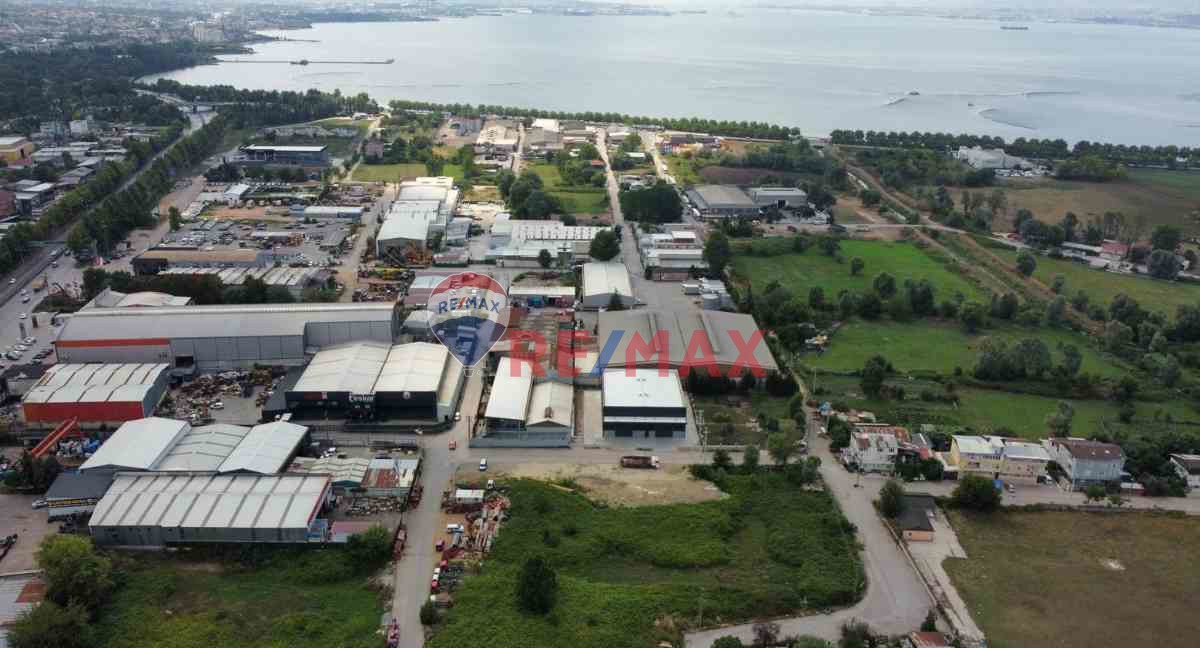 IZMIT SANAYI (KULLAR) MIA'DA KIRALIK 6407M² FIRSAT TICARI ADA PARSEL ARSA