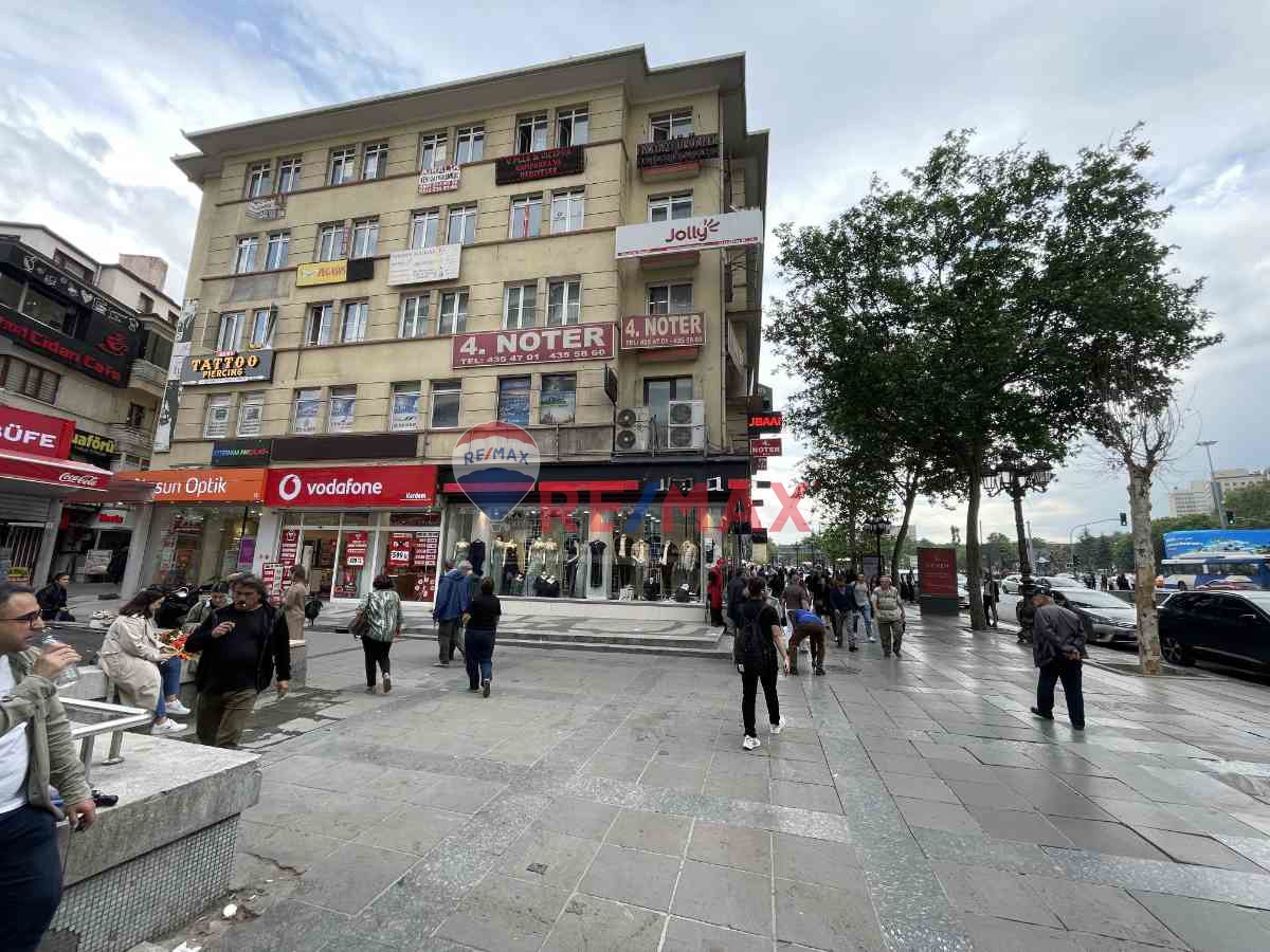 KIZILAY ATATÜRK BULVARI KÖŞE KONUMDA SATILIK DÜKKAN/MAĞAZA