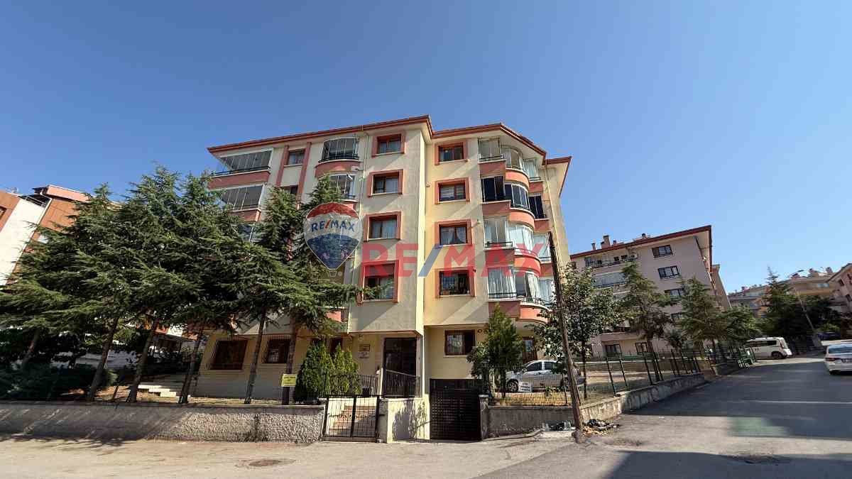 ÇANKAYA KIRKKONAKLAR'DA 120M² SATILIK 3+1 DAİRE