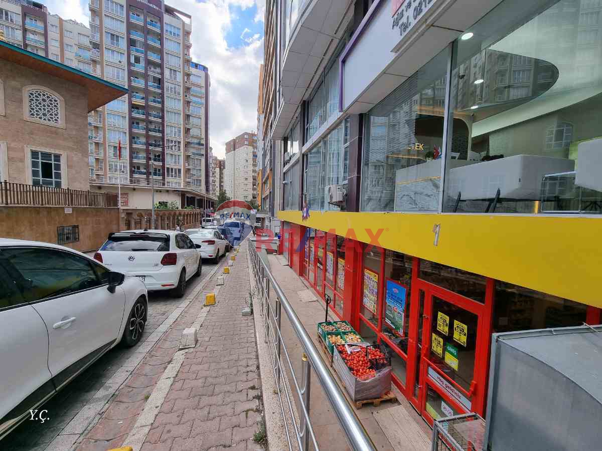 BULVAR ÜZERİNDE KURUMSAL KİRACILI SATILIK 300M² DÜKKAN