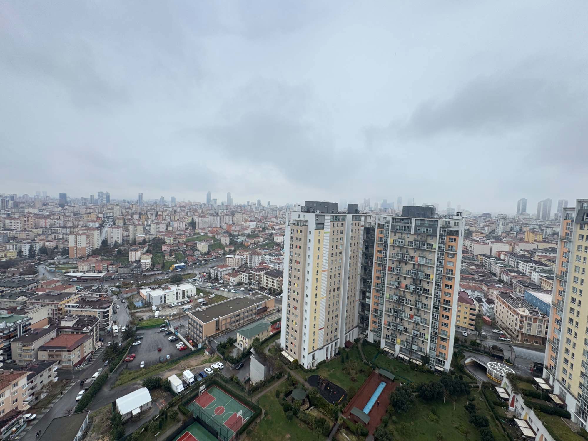 MALTEPE KENTPLUS CENTORİUM E.BANYOLU 2+1 FERAH MANZARALI SATILIK BOŞ