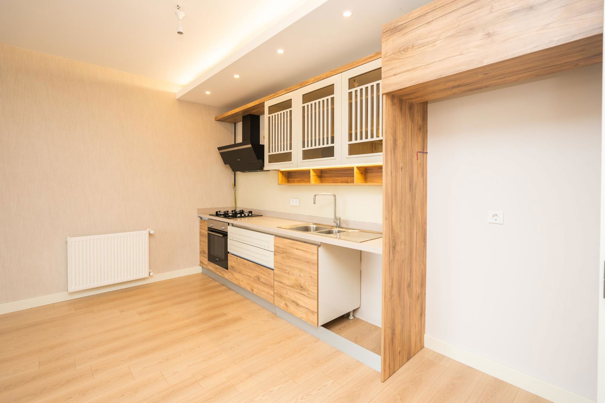 REMAX GELİŞİMDEN ALYA MARİN SİTESİNDE 2+1 KİRALIK DAİRE