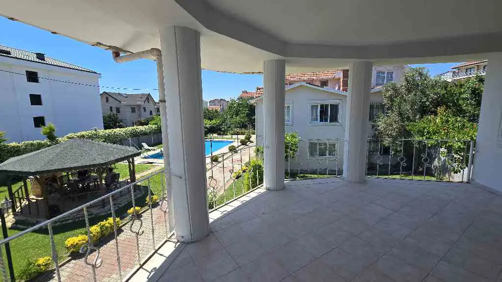 Property image 30