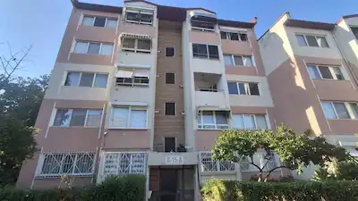 İZMİT YAHYAKAPTAN B-15 'TE ARAKAT 3+1 SATILIK DAİRE